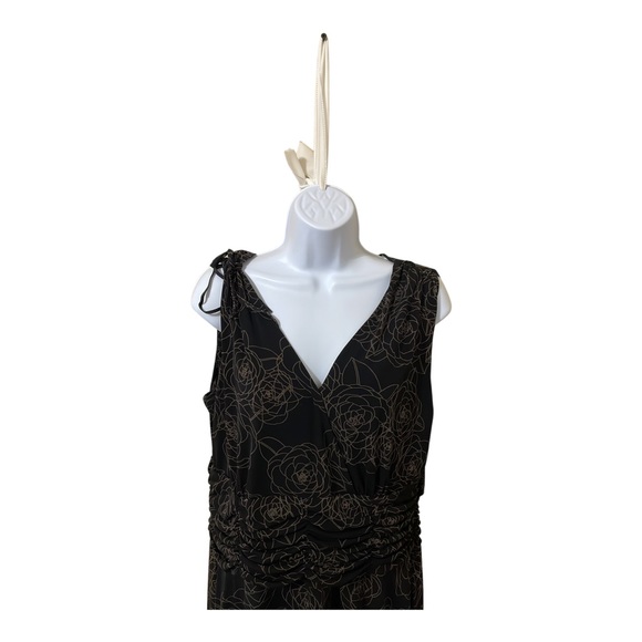 Courtenay stretch black and tan floral sleeveless dress. Size 14 - Picture 6 of 16